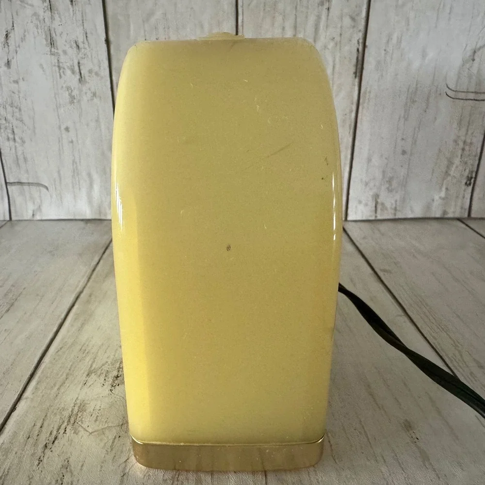 Westclox Yellow Big Ben Moon Beam Clock Cream Art Deco Retro Electric #43000